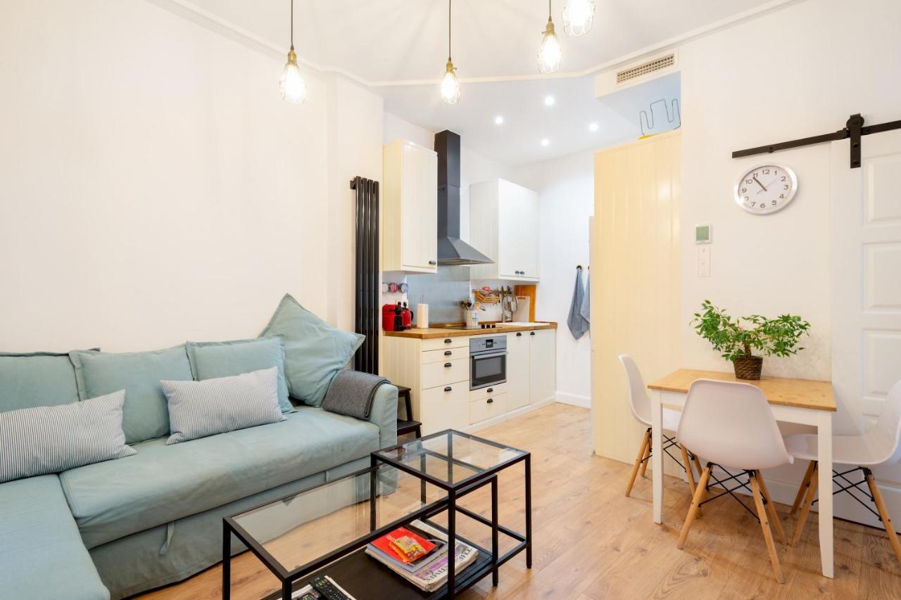 1 Bedroom 1 Bathroom Furnished - Malasana - Cozy & Modern - Mintystay مدريد المظهر الخارجي الصورة