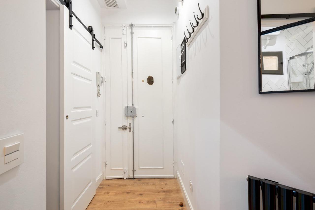 1 Bedroom 1 Bathroom Furnished - Malasana - Cozy & Modern - Mintystay مدريد المظهر الخارجي الصورة
